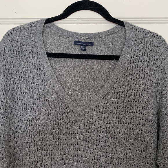⚡️ 3/$20 ⚡️ American Eagle • Women’s sweater - Picture 4 of 5